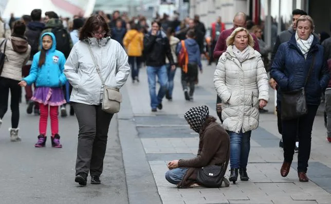 Belgique : l’interdiction de mendier avec des enfants contrevient aux droits humains