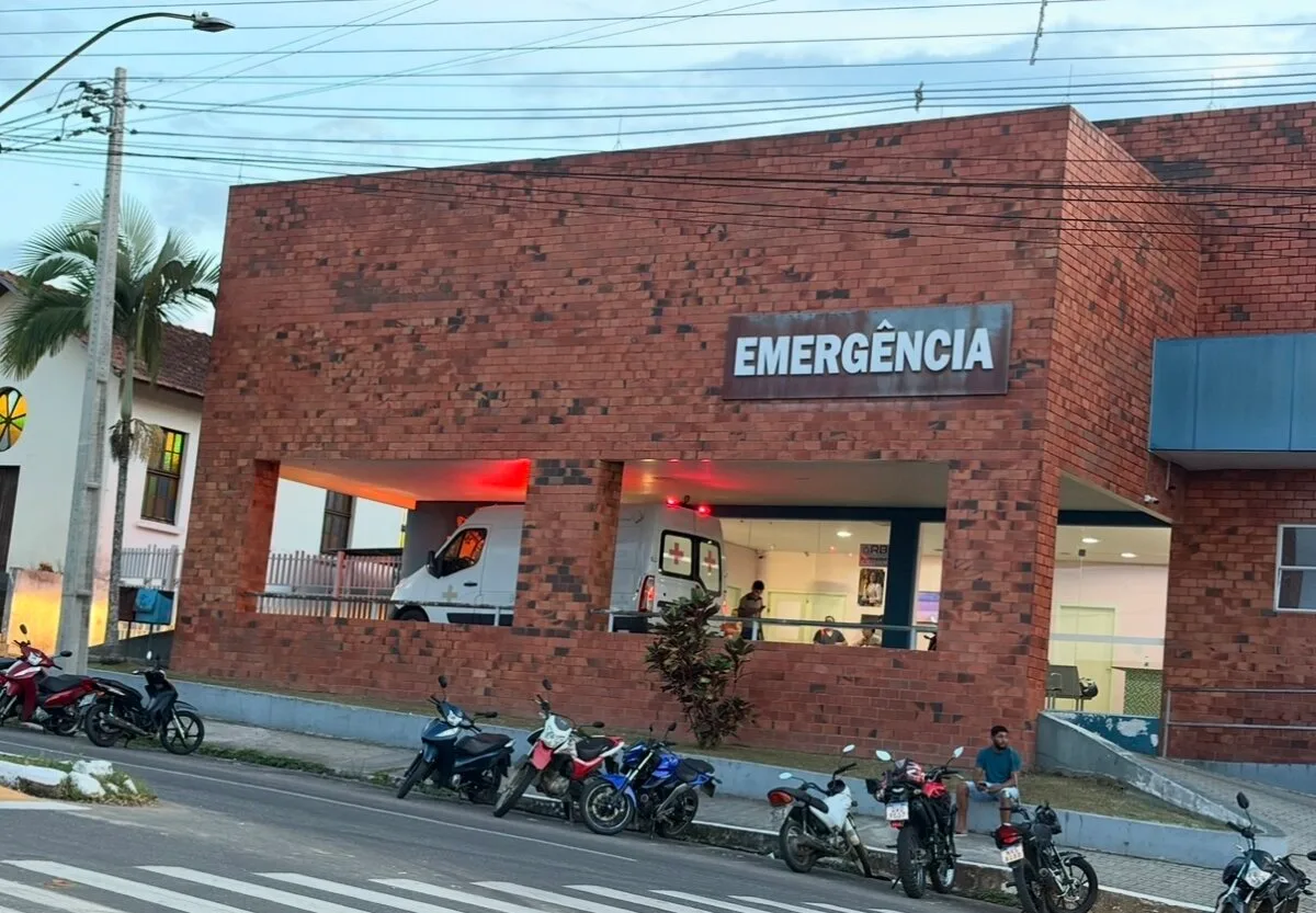 Falta luz na hora da cirurgia e mulher é costurada sem a conclusão do procedimento em Cruzeiro do Sul