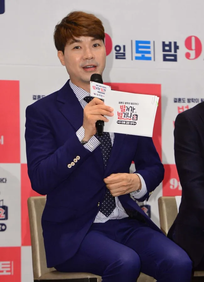 "아이 울어 내리려다"…박수홍, 비행기 1시간 지연 논란 사과[SC이슈]