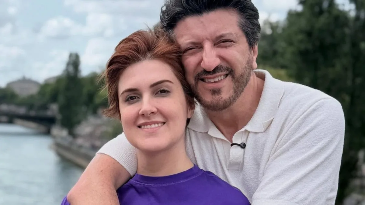 Lito Sousa: Mila Seidl revela “sinal” que recebeu do marido e desabafa sobre o luto; assista Lito Sousa: Mila Seidl revela sinal que recebeu do marido e desabafa sobre o luto; assista