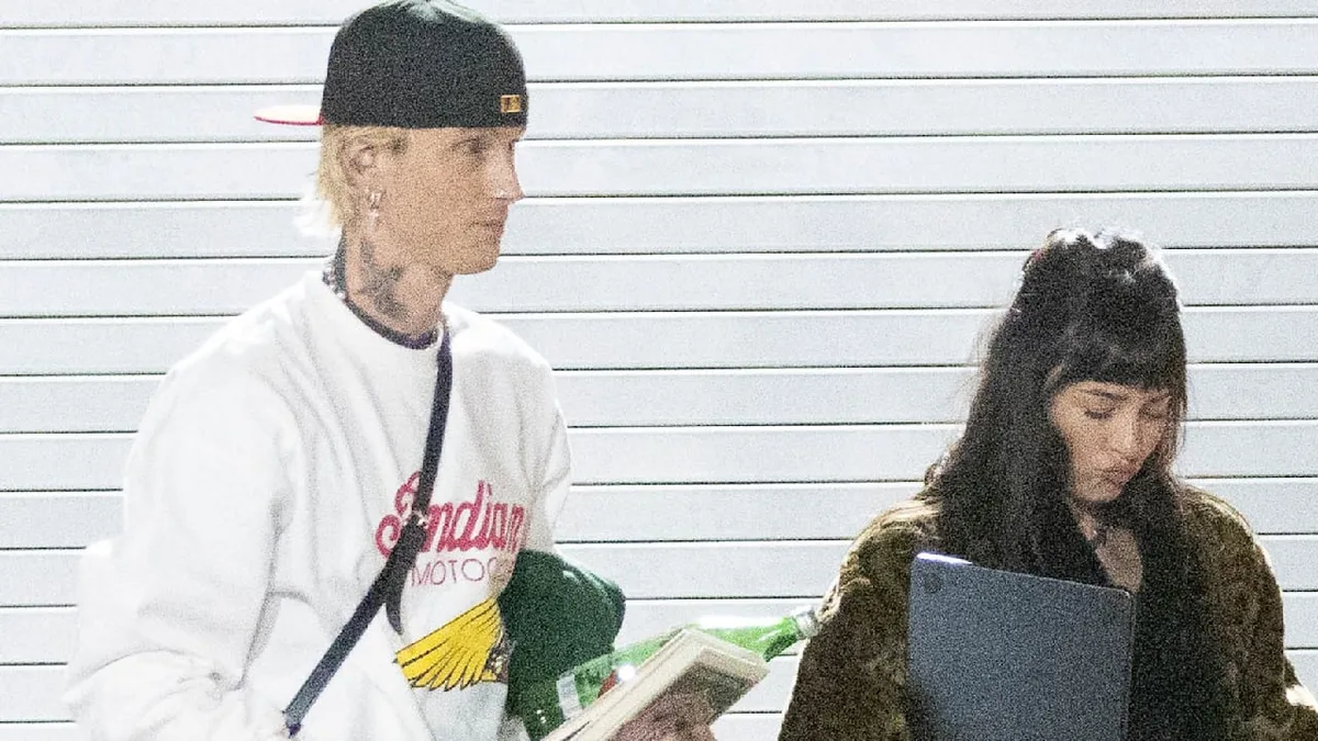 Die Beweisfotos - Machine Gun Kelly blieb über Nacht bei Dakota Johnson