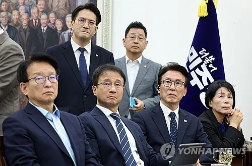 與 '학생 전용 스마트폰 도입' 검토…'알파폰 프로젝트'TF 구성