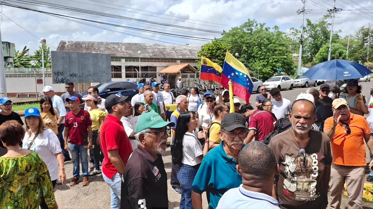 Ciudadanos volvieron a protestar en Corpoelec de Maturín hastiados por los cortes eléctricos