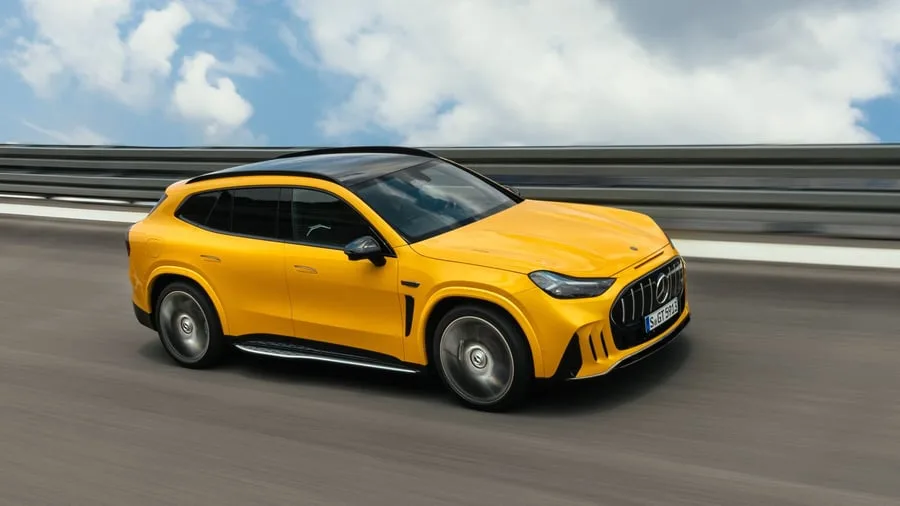 Potenter Brummer: Gleiche Power, mehr Platz: Elektrischer AMG GT auch als SUV