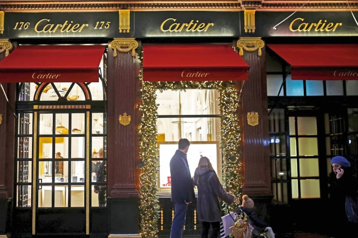Richemont ‘in talks to join consortium’s bid for diamond giant De Beers’