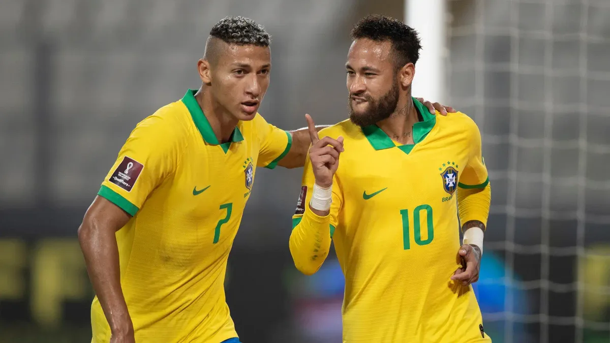 Encostado, ex-Seleção atua por equipe Sub-21 de clube europeu