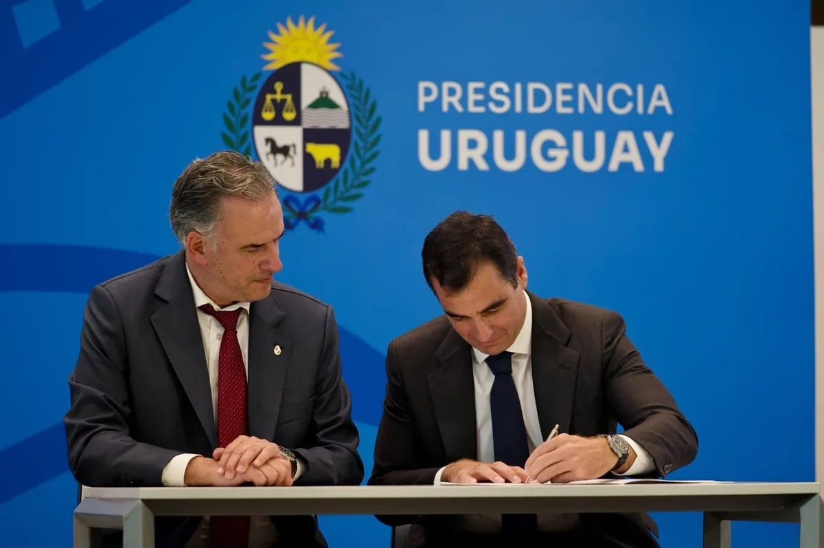 (AMP) Solaria firma un acuerdo con el Gobierno de Uruguay para invertir 5.000 millones en centros de datos