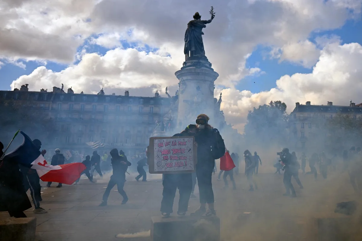 Manifestations du 17 octobre : des tensions dés les premiers rassemblements à Paris ou Marseille
