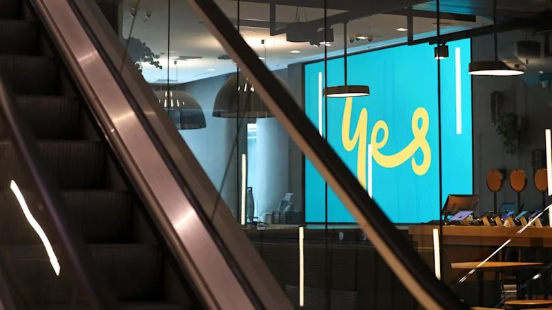 Police conduct welfare checks after dozens of Triple Zero calls fail due to Optus outage