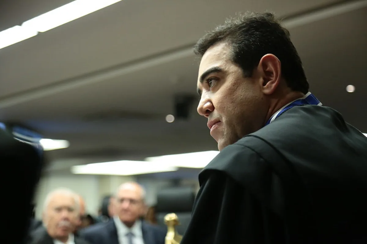 Antes de deixar TCU, Bruno Dantas faz última viagem aos EUA como ministro