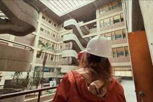 Inspeccionan trabajos de rehabilitación en la Escuela de Medicina José María Vargas