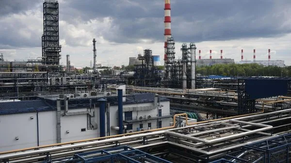 Russia-US Diesel Deal Leaves Zelensky ‘Isolated’, Ukraine at Risk of Total Energy Collapse
