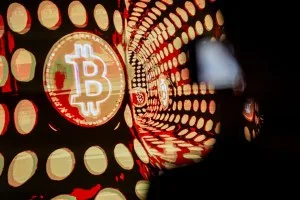 Bitcoin supera US$ 80 mil com volta do otimismo ao mercado cripto