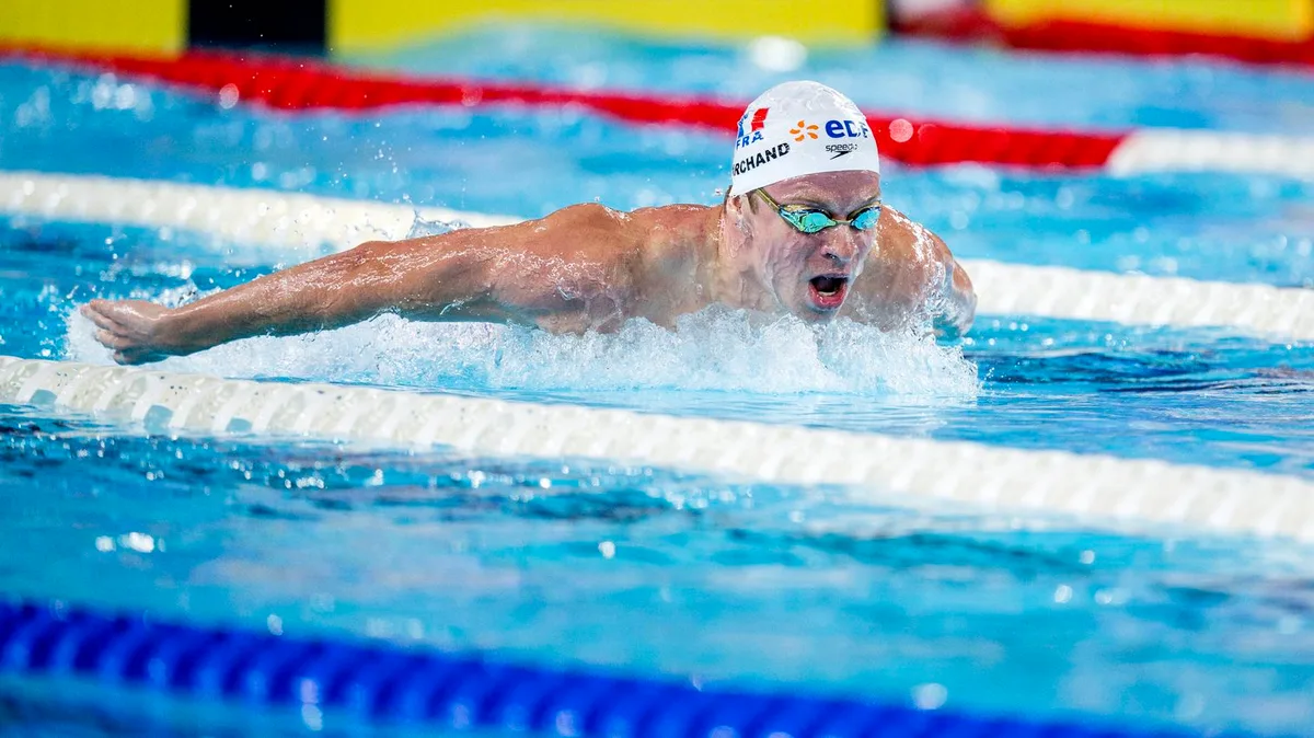 Léon Marchand décroche son premier titre continental sur 200 mètres papillon aux championnats d'Europe de natation