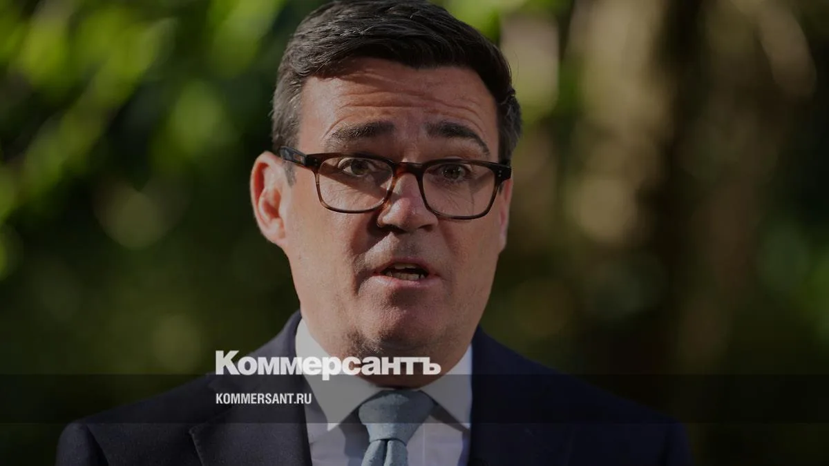 Politico: британский премьер общался с фальшивой главой аппарата Трампа