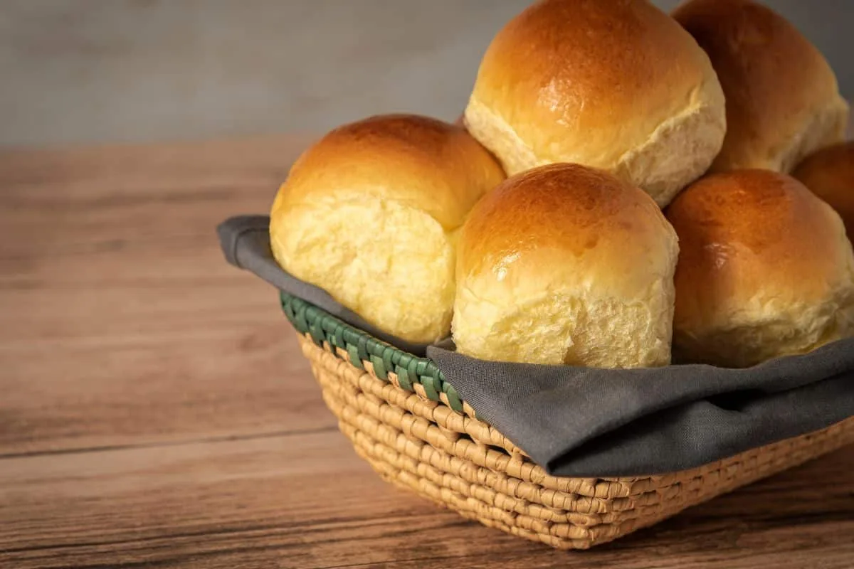 Como fazer pão fofinho em casa: três dicas de especialistas em panificação