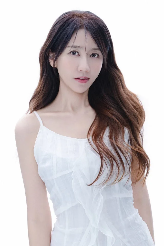 “180도 달라졌다”…신장미, ‘하회’로 어른 발라드 파격 변신
