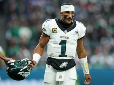 Eagles QB Jalen Hurts placed on injured reserve with blood clot in his calf