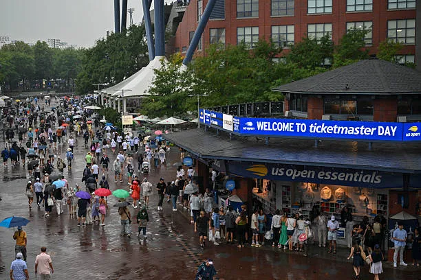 Chuva atrasa o início dos jogos nas quadras externas do US Open