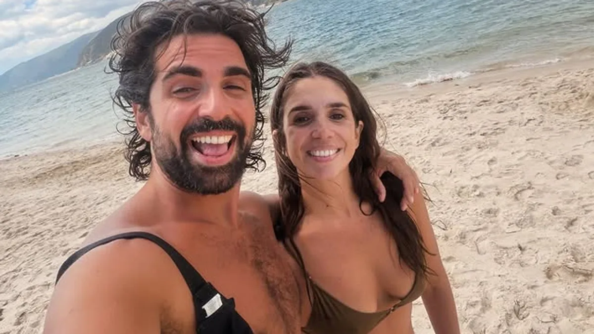 Elena Furiase comparte su foto más tierna del verano con un protagonista muy especial: su hermano Guillermo