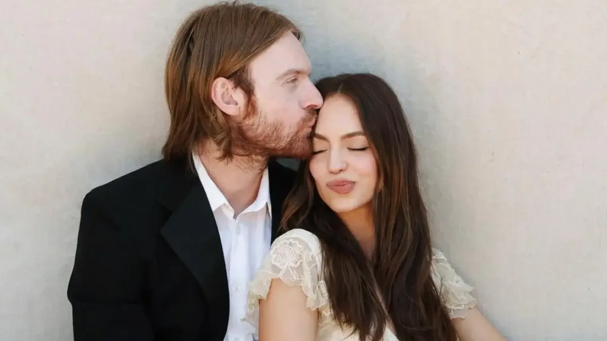 Lluvia de estrellas en la boda del hermano de Billie Ellish, Finneas: de Hayley y Justin Bieber a Nina Dobrev y Emma Chamberlai