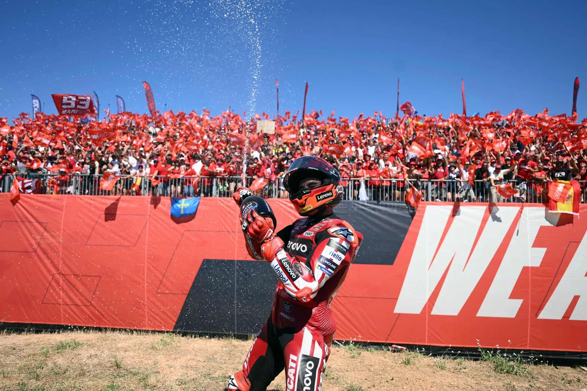Resumen Carrera GP Aragón MotoGP: resultados, clasificación y puestos de Márquez, Martín y Acosta en Motorland