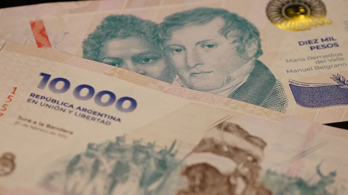 Cuánto cobran los empleados bancarios tras el nuevo aumento definido en paritarias