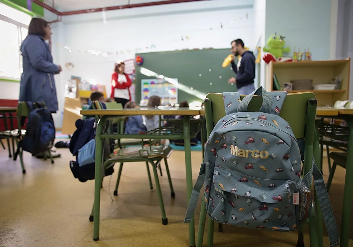 Galicia encara el nuevo curso con casi mil docentes más pese a la caída del alumnado