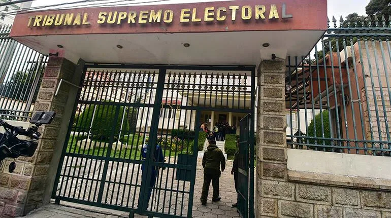 El órgano electoral de Bolivia abrió un debate nacional para reformar el sistema electoral