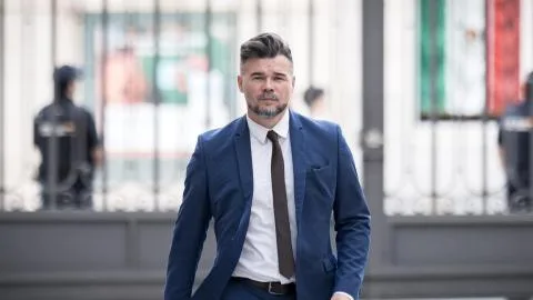Colau invita a Rufián a asumir su "liderazgo" por la unidad de las izquierdas y formar parte de Frente Amplio