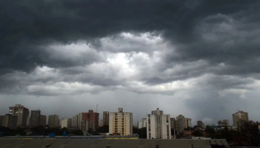 Reportan fallas eléctricas y anegaciones en sectores de Zulia tras fuertes precipitaciones de este 20 de septiembre