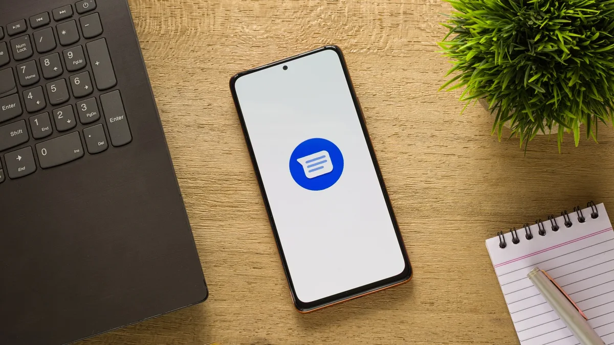 Google Message renvoie par erreur d'anciens messages à vos contacts aléatoirement
