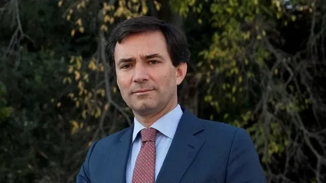 PS pede ao Governo informações sobre envolvidos na compra de 13,7% da REN