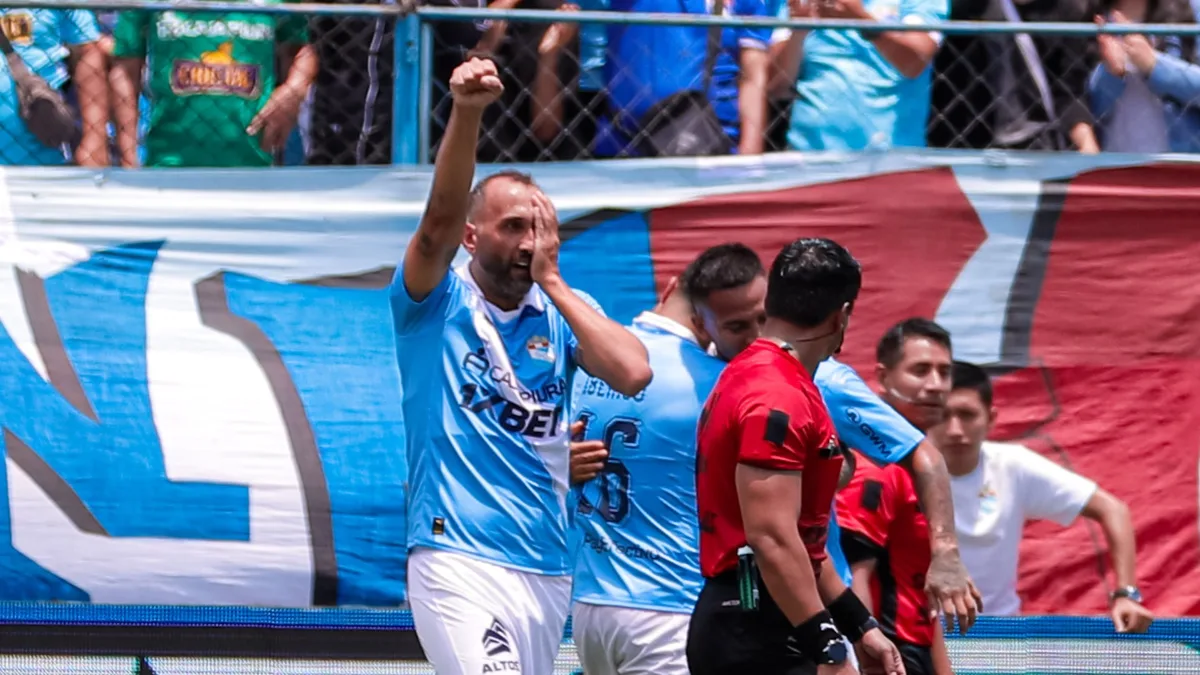 Golazo y doblete de Hernán Barcos tras sensacional cabezazo en Sporting Cristal vs Comerciantes Unidos por el Torneo Clausura 2026