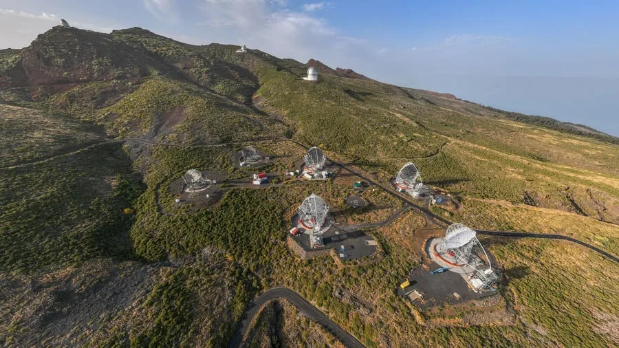 Astronomie: Was vier Riesenspiegel auf der Insel La Palma suchen