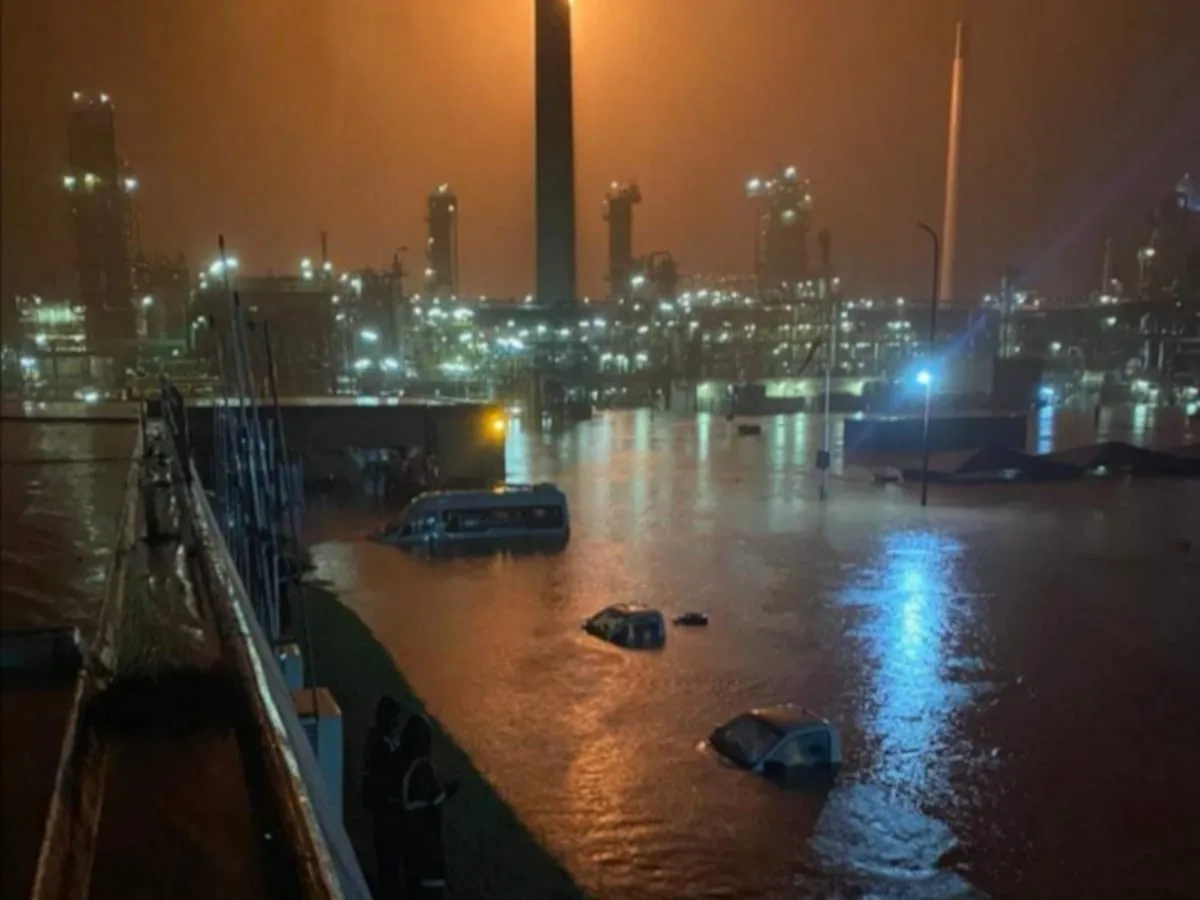 Refinery closures cost South Africa R76bn in extra fuel imports