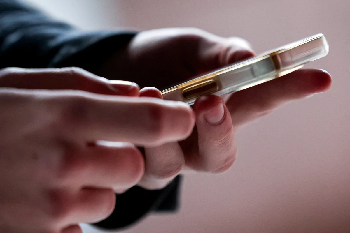 Así es la amnesia digital, el fenómeno por el que ya no recordamos ningún número de teléfono