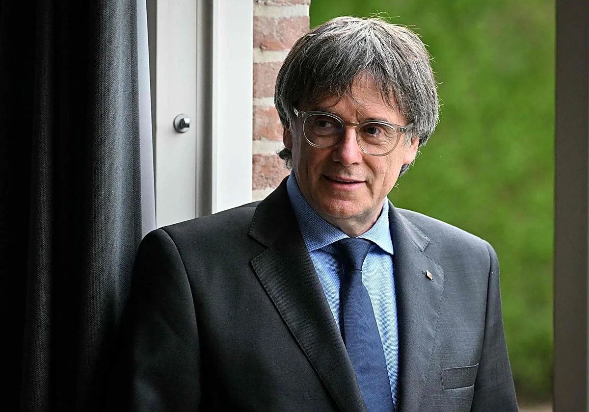 Puigdemont renunciará a liderar la oposición a Illa cuando vuelva a España