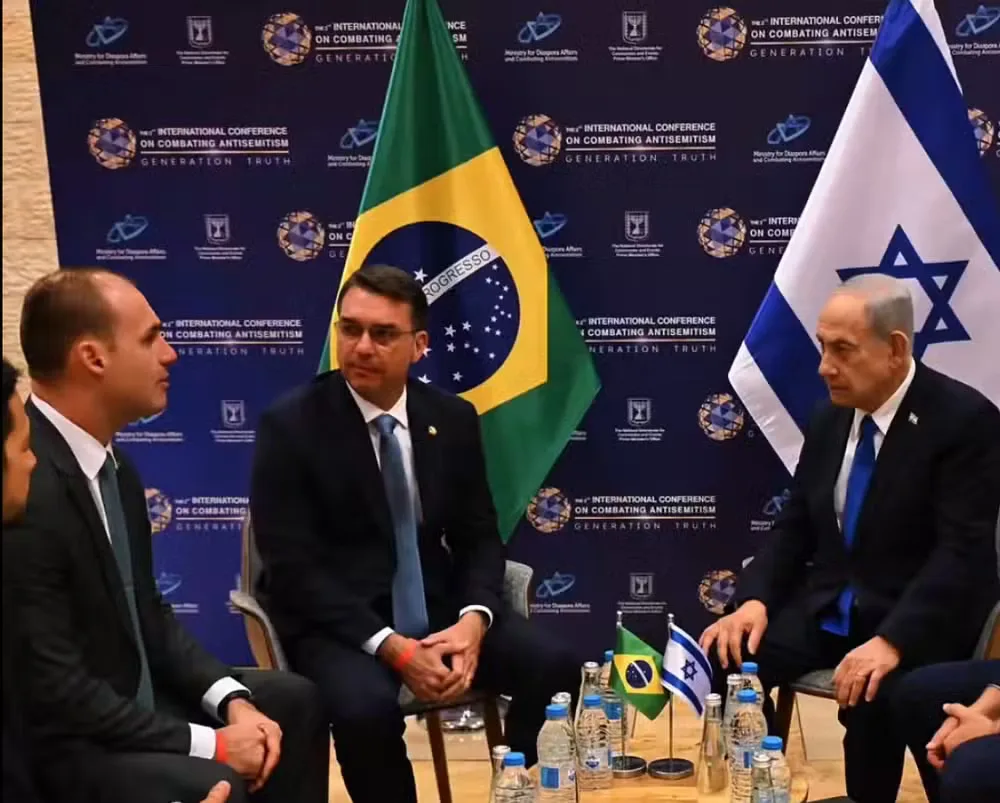 Netanyahu liga para Flávio e o convida a visitar Israel para “renovar amizade”