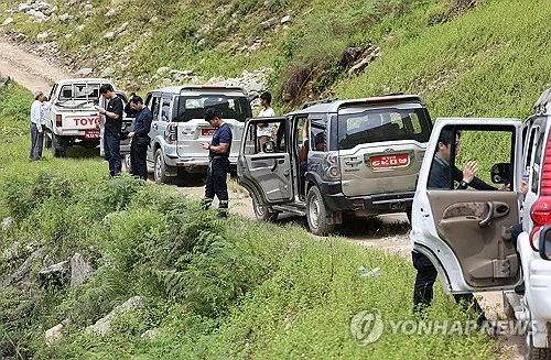 [속보] 네팔 신속대응팀 "둔체까지 육로로 도착…활동 시작"