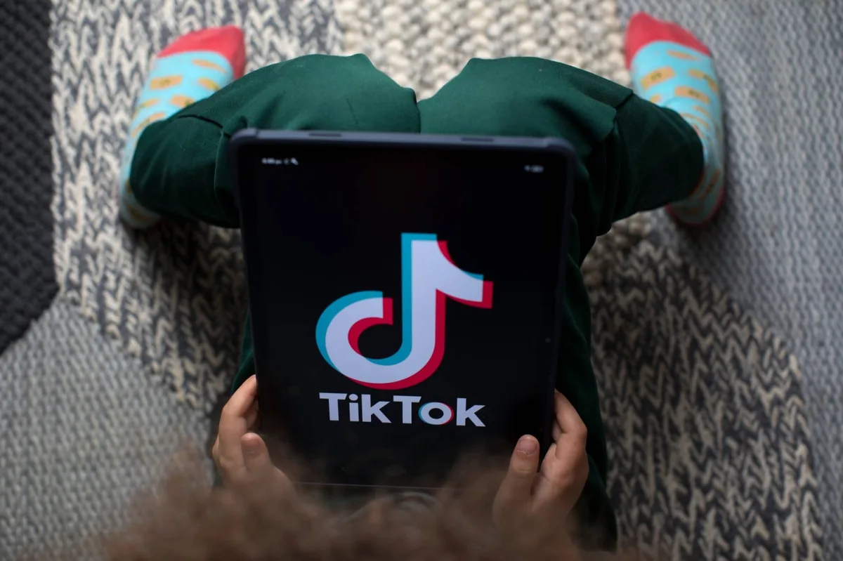 New Zealand to introduce bill banning social media for children under 16