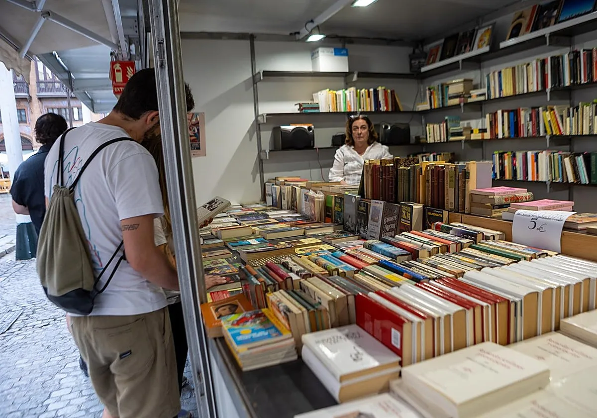 Marta Sanz, Elvira Navarro y Sara Mesa serán protagonistas de la Feria del Libro Antiguo de Sevilla, que arranca el 25 de septiembre