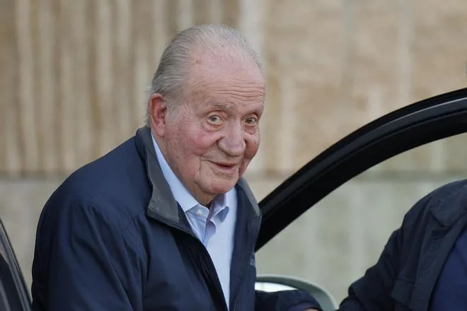 Juan Carlos I, tras recibir el Premio Saint-Simon por sus memorias: "Viva donde viva, perteneceré siempre a España"