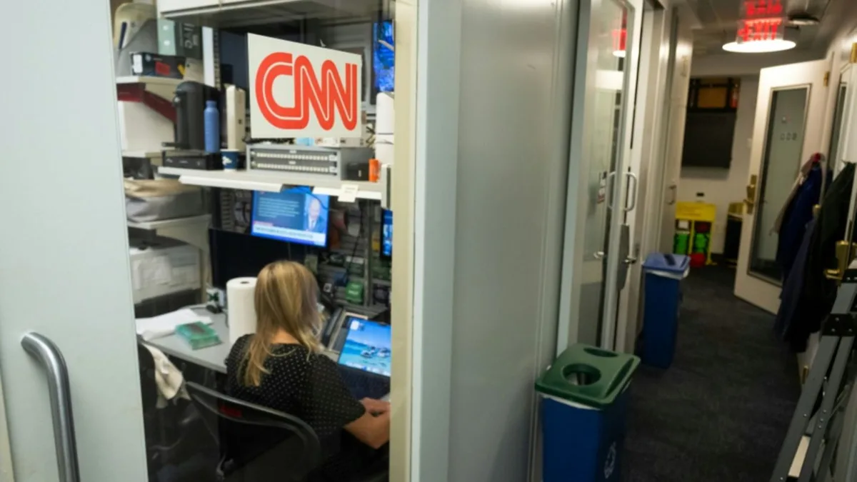 Große US-Sender schränken aus Protest gegen CNN-Hausverbot Trump-Berichterstattung ein