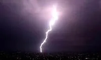 Inmet emite alerta de perigo para tempestades para 675 municípios de 3 estados; veja cidades