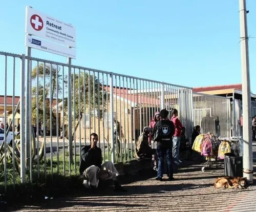 Retreat Community Health Centre reopens after fatal shooting nearby