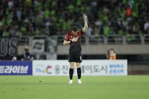 전북 격파 선봉에 선 부천FC 갈레고, K리그1 23라운드 MVP
