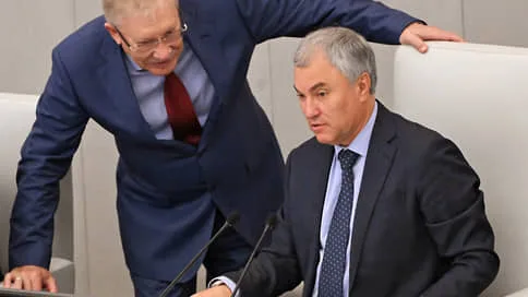 Страсти по регламенту // Депутаты разошлись во взглядах на порядок своей работы