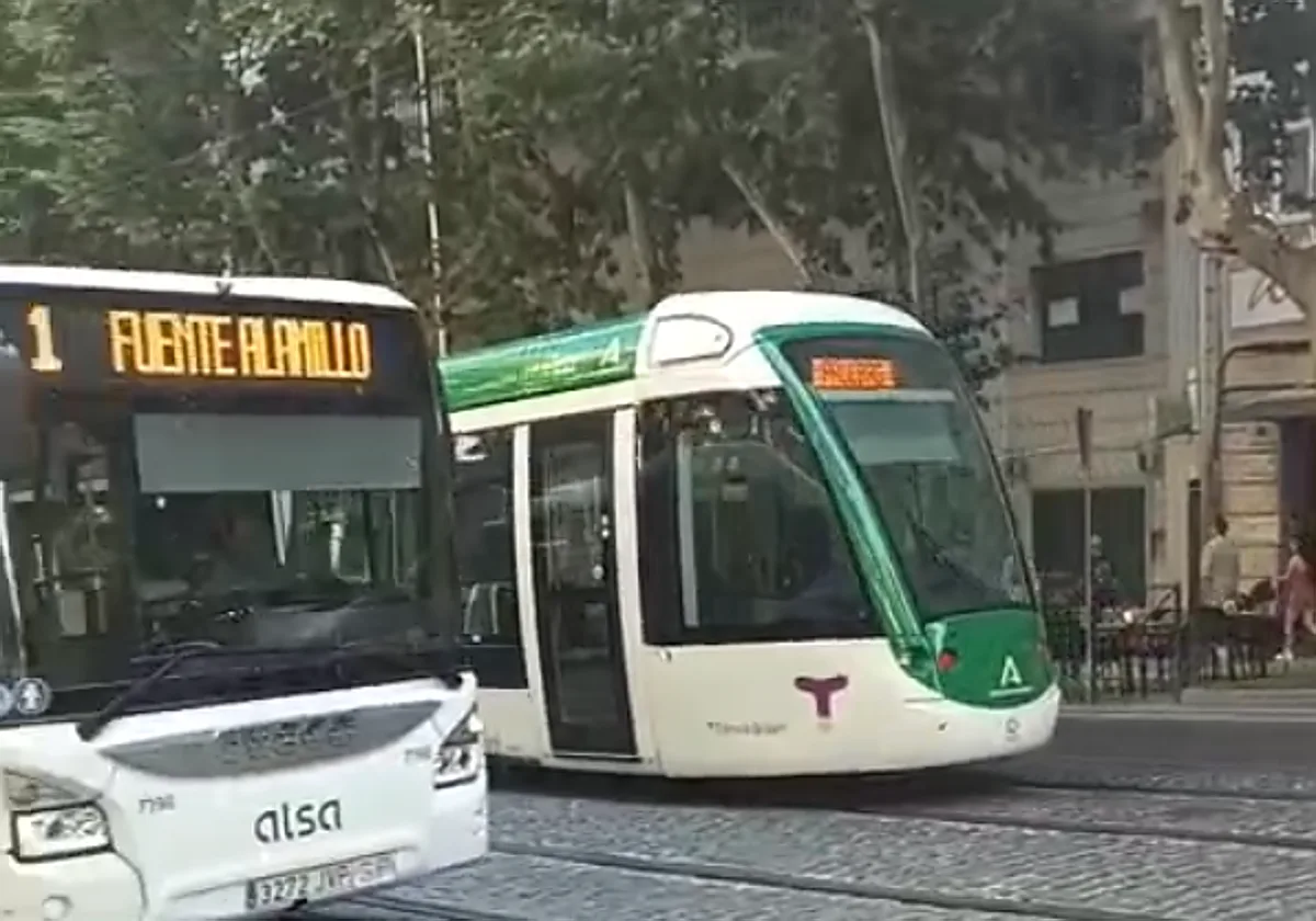 El tranvía de Jaén circulará a diario y de forma continuada para completar la formación de los conductores