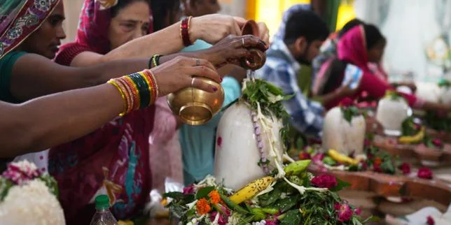 En Inde, 15 morts dans deux accidents liés à des fêtes religieuses en l’honneur du dieu Shiva